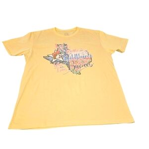 Bucees Women's Yellow Short Sleeve Tee with Texas Graphic Size Large